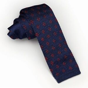 Tommy Hilfiger Square End Knit Silk Blend Blue & Red Necktie Tie Preppy Classic